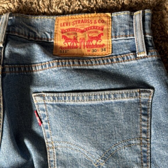 Levis 511 30 x 30 Light Wash Slim Fit Jeans - Picture 6 of 10